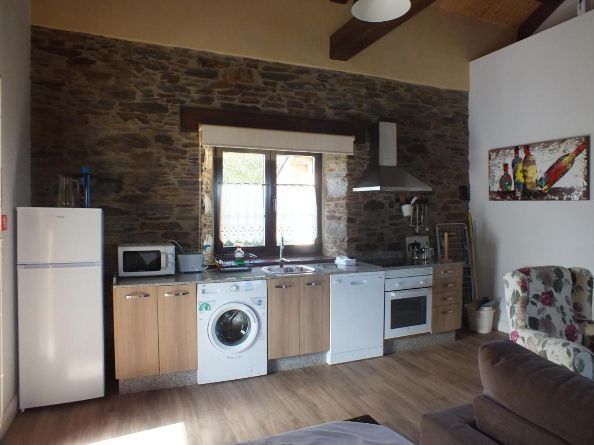 Apartamentos Puerta Del Castro Coana Bagian luar foto
