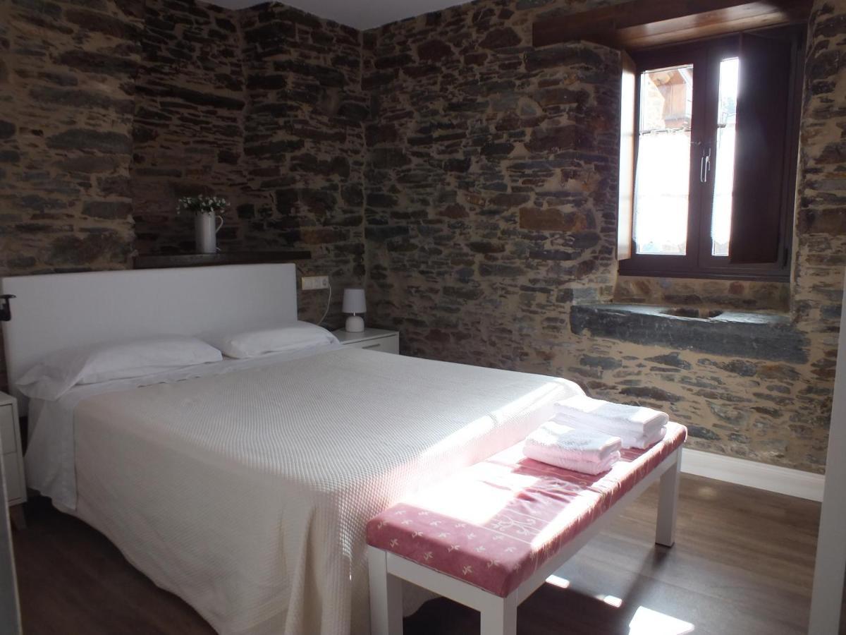 Apartamentos Puerta Del Castro Coana Bagian luar foto